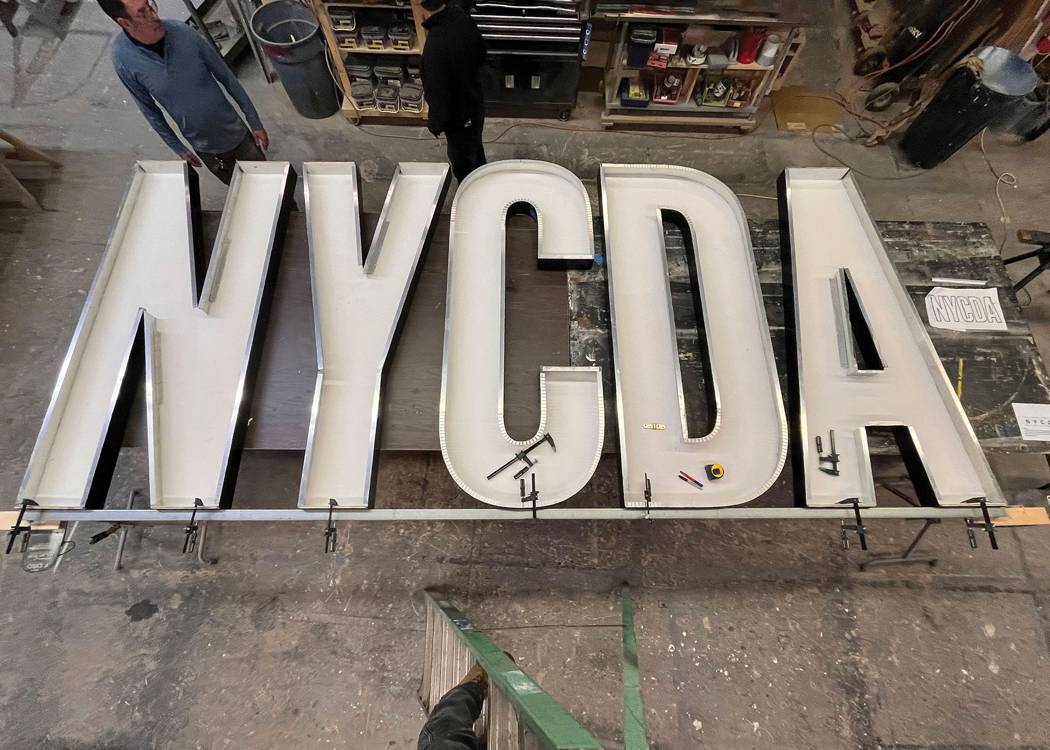 NYCDA Signage featuring QolorFLEX Quad Chip 4 in progress - Photo by NYCDA - web